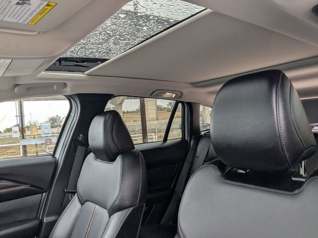 Thumbnail: 2025 Mazda CX-50 - 24