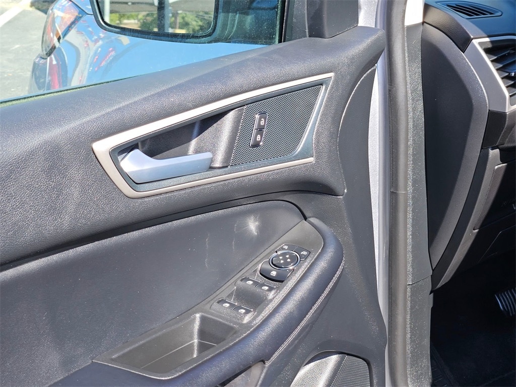 Thumbnail: 2024 Ford Edge - 13