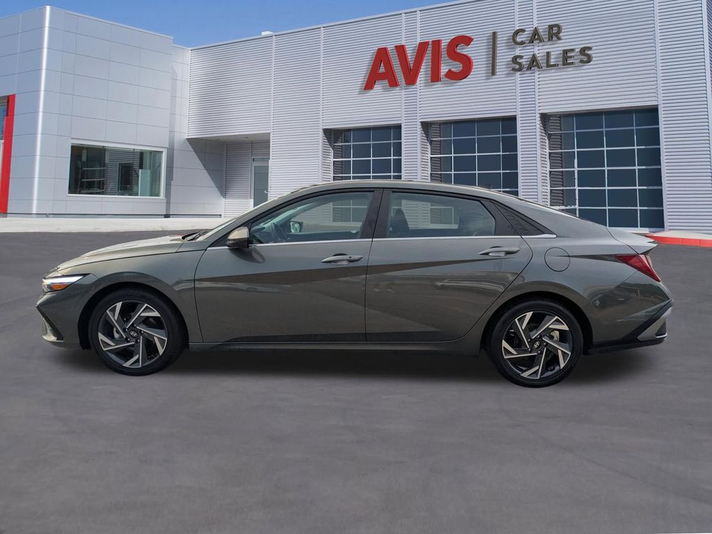 Thumbnail: 2025 Hyundai Elantra - 2