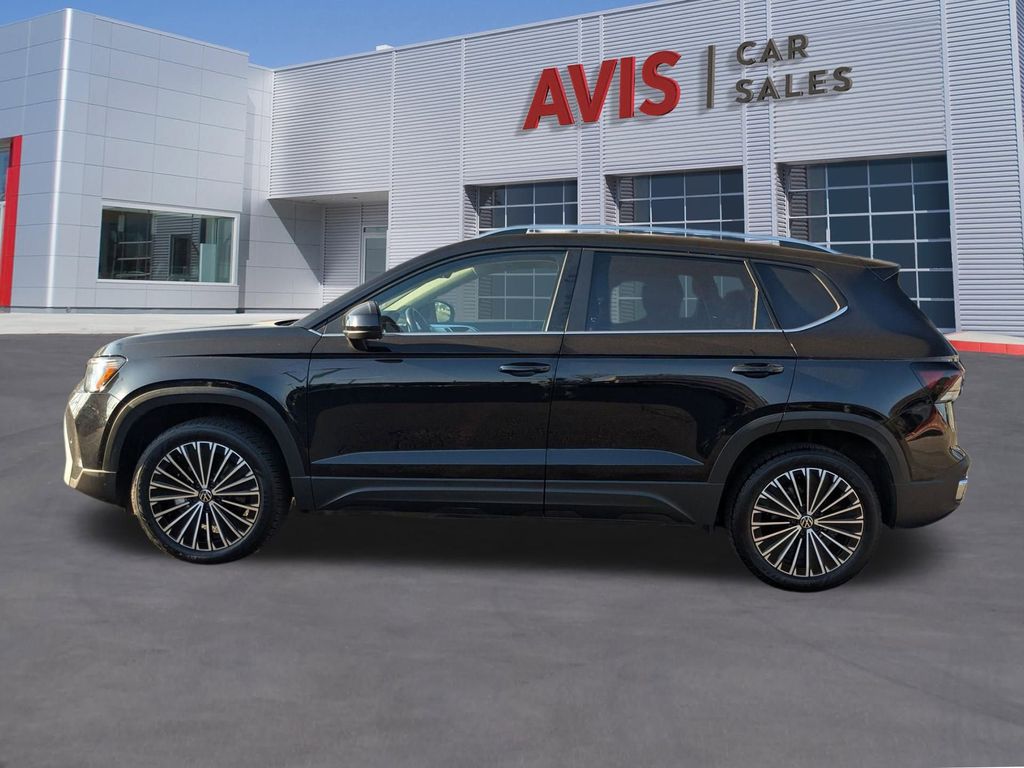 Thumbnail: 2025 Volkswagen Taos - 2