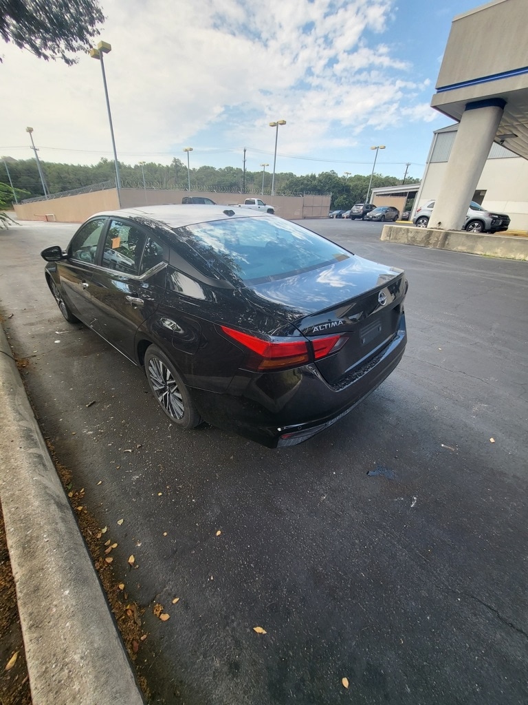 Thumbnail: 2024 Nissan Altima - 5