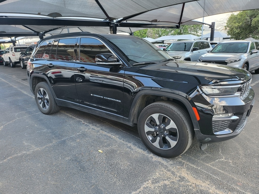 Thumbnail: 2024 Jeep Grand Cherokee - 8