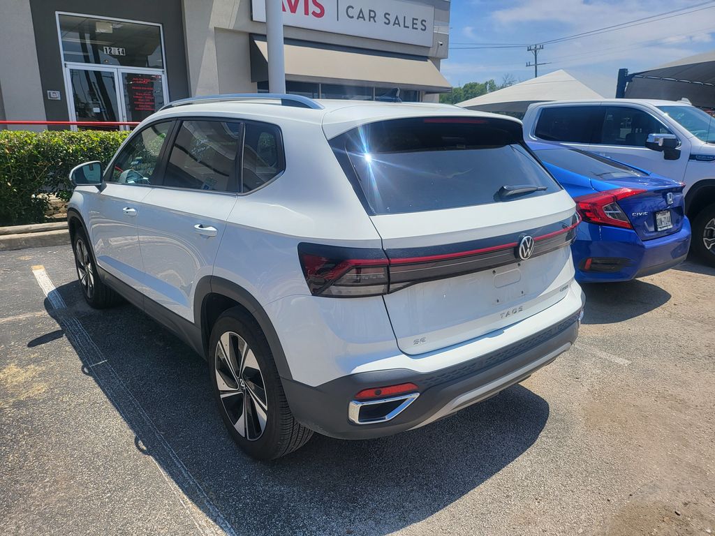 Thumbnail: 2025 Volkswagen Taos - 9