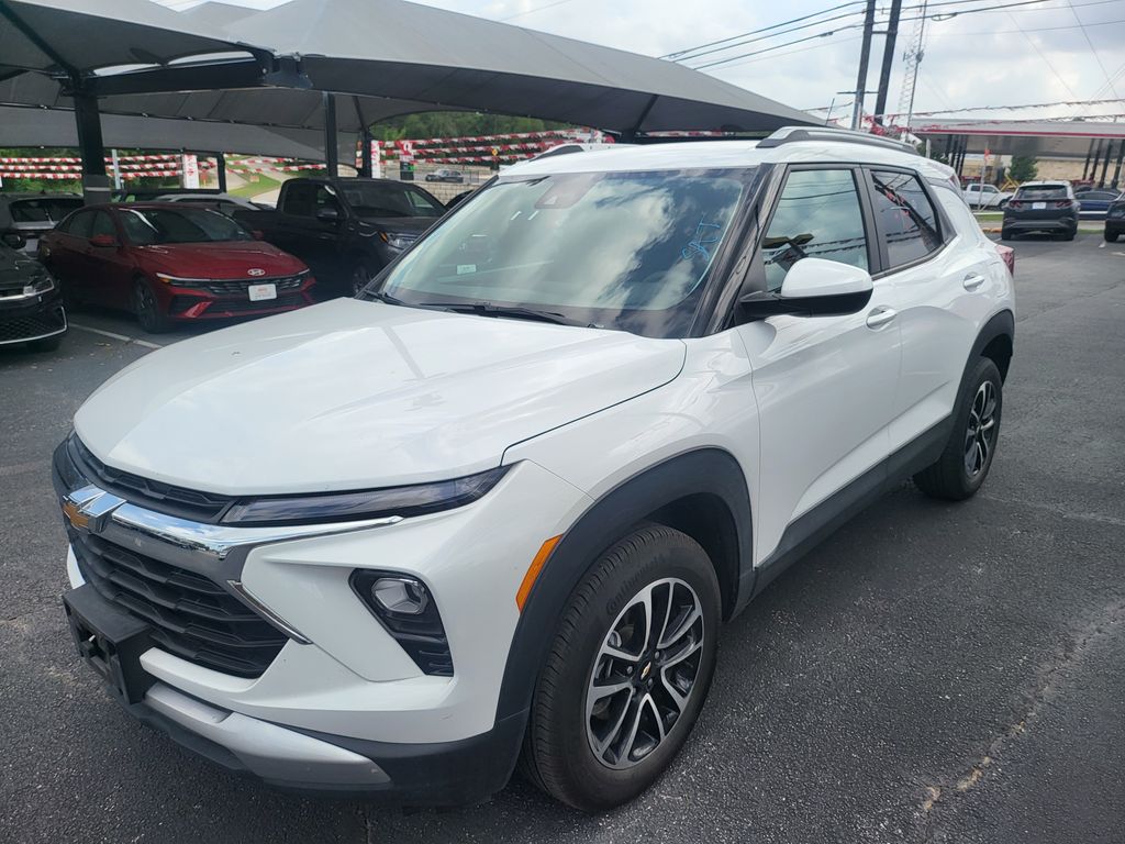 2025 Chevrolet Trailblazer LT AWD's photo