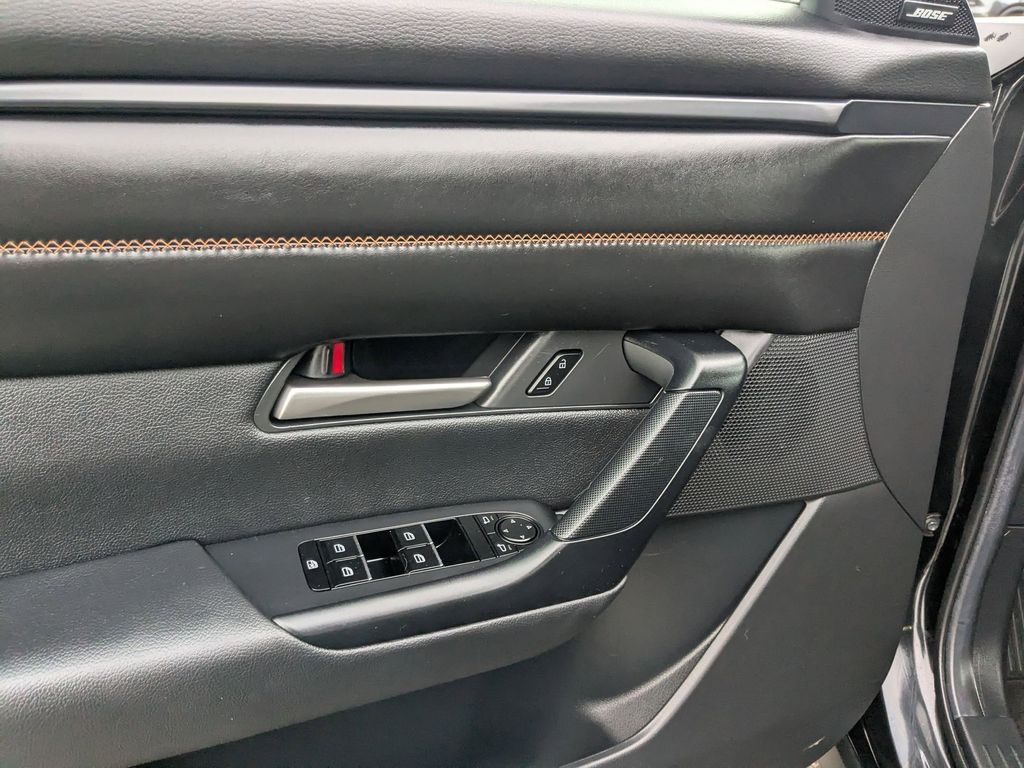 Thumbnail: 2025 Mazda CX-50 - 15