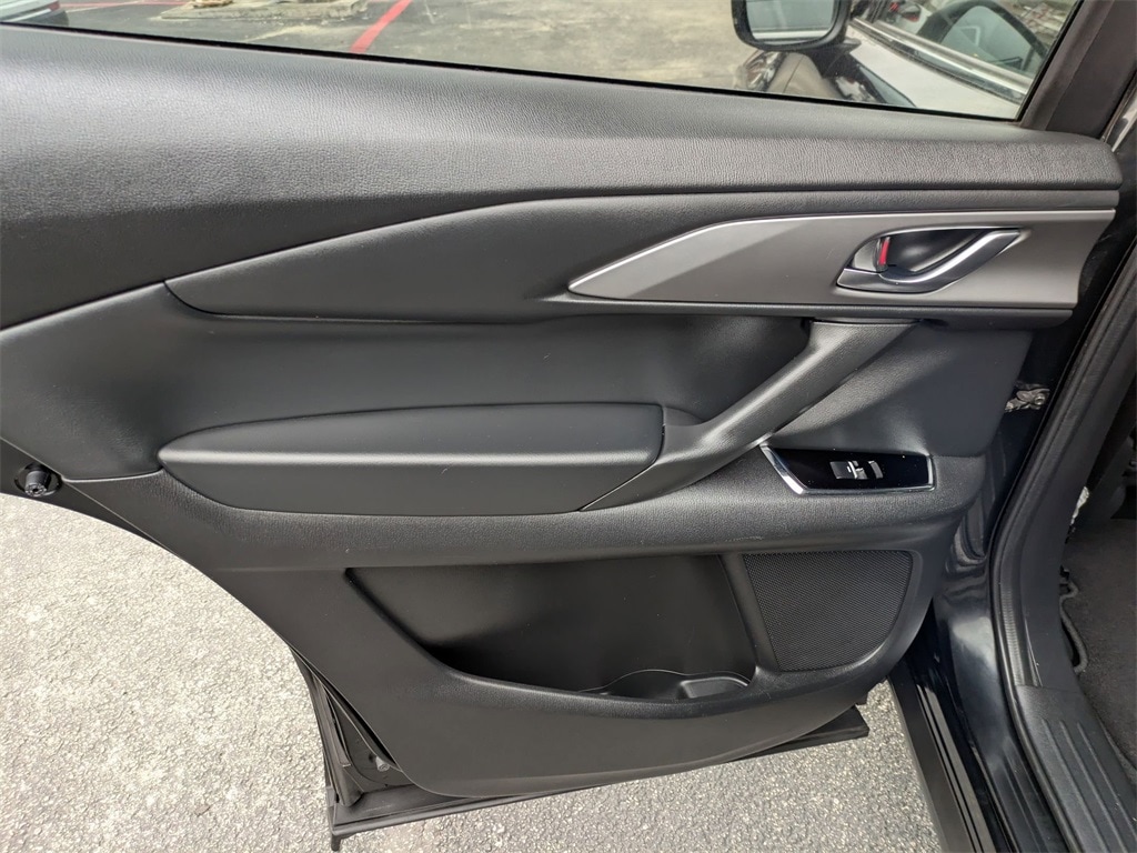 2023 Mazda CX-9 Touring 27