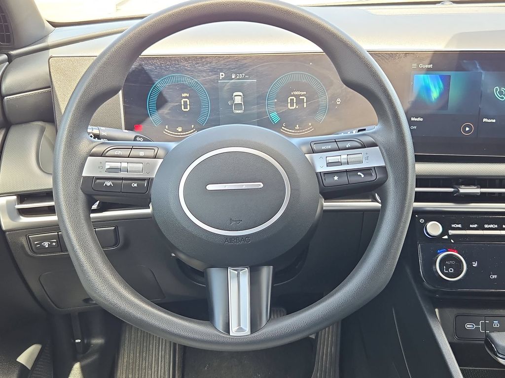 2025 Hyundai Santa Cruz SEL - Photo 22