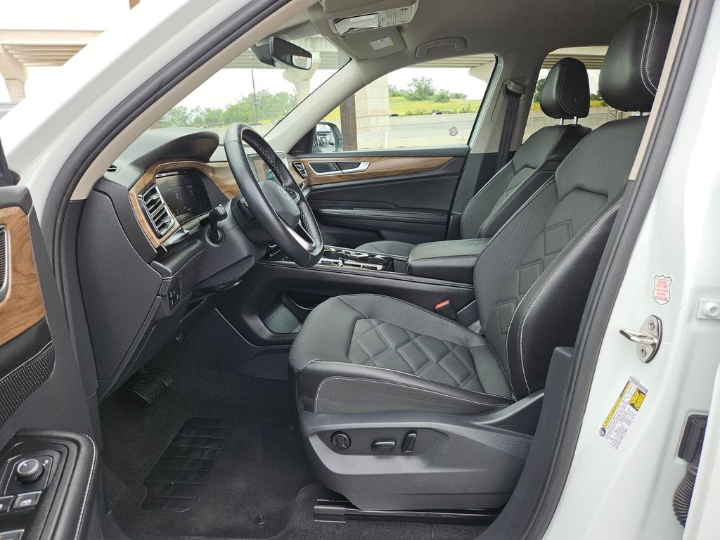 Thumbnail: 2025 Volkswagen Atlas - 11