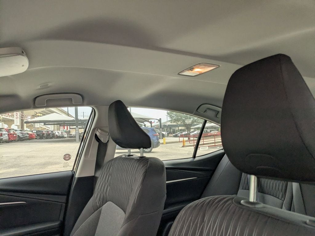 Thumbnail: 2025 Toyota Camry - 15