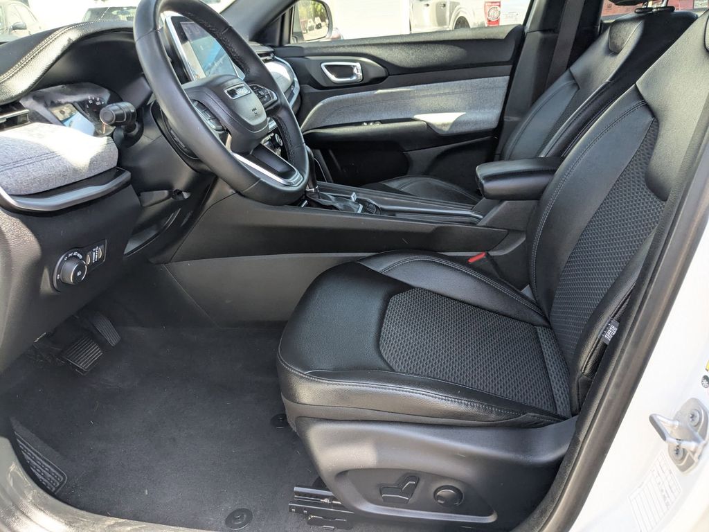 Thumbnail: 2025 Jeep Compass - 11