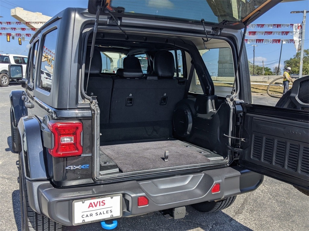 Thumbnail: 2023 Jeep Wrangler - 29