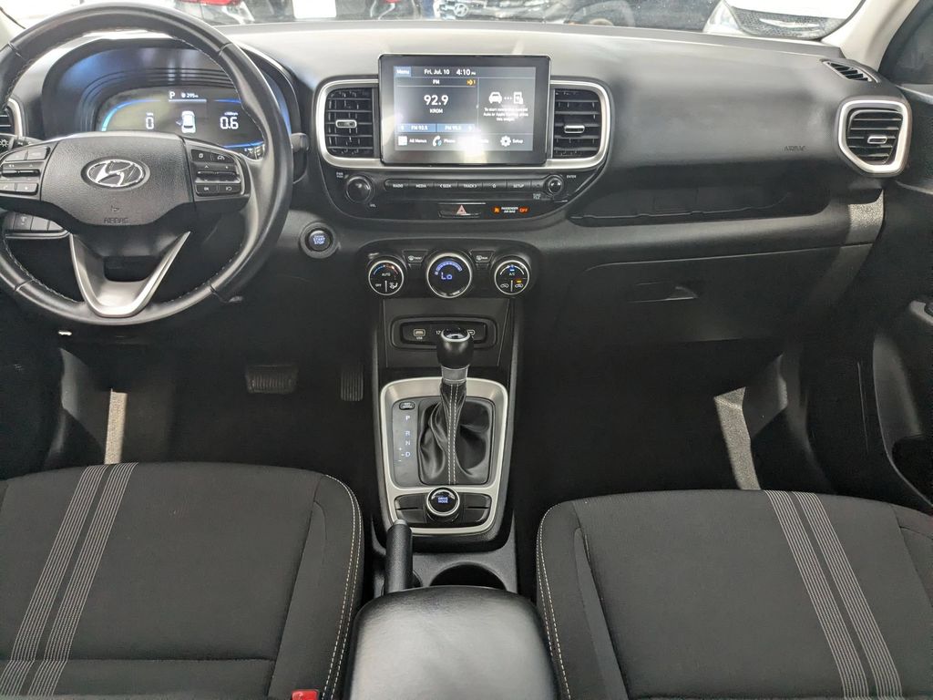 Thumbnail: 2025 Hyundai Venue - 23