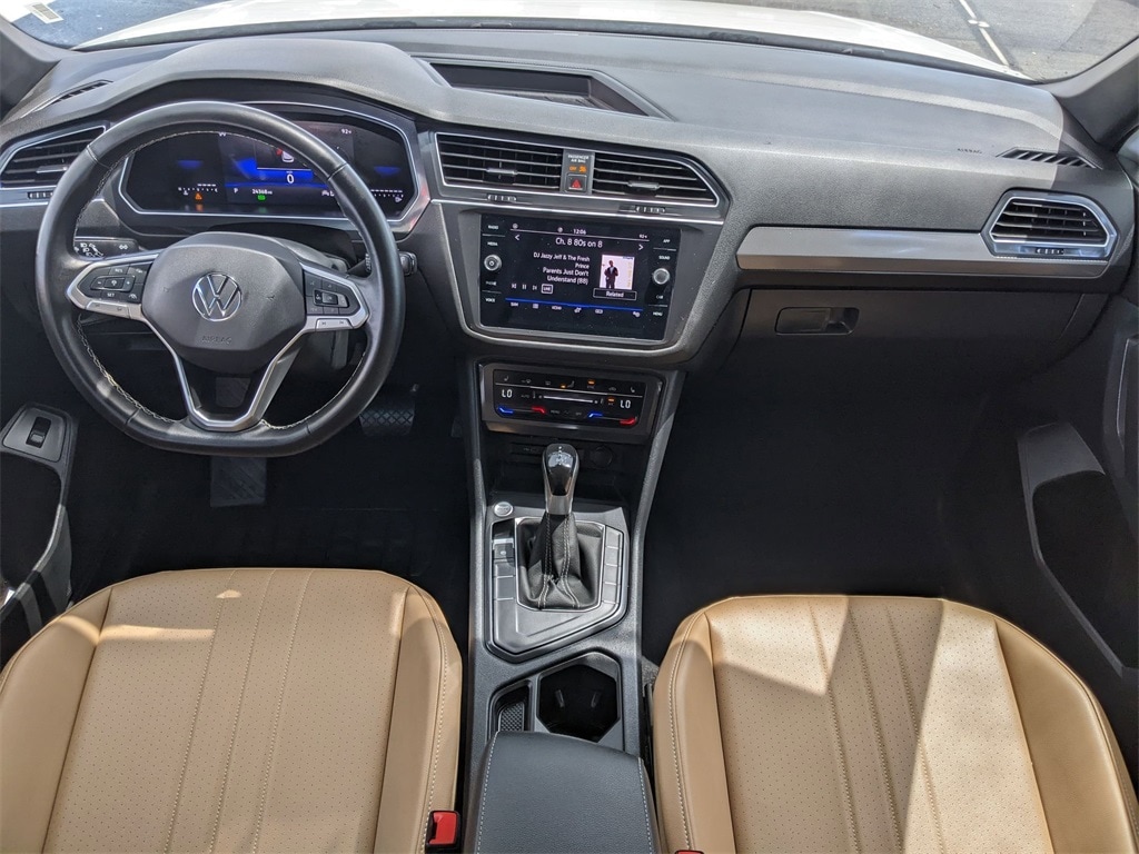 Thumbnail: 2024 Volkswagen Tiguan - 14
