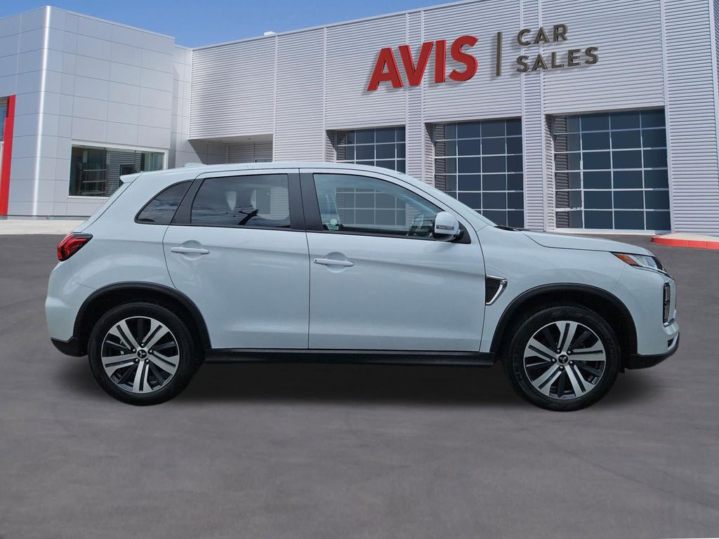 Thumbnail: 2025 Mitsubishi Outlander Sport - 7