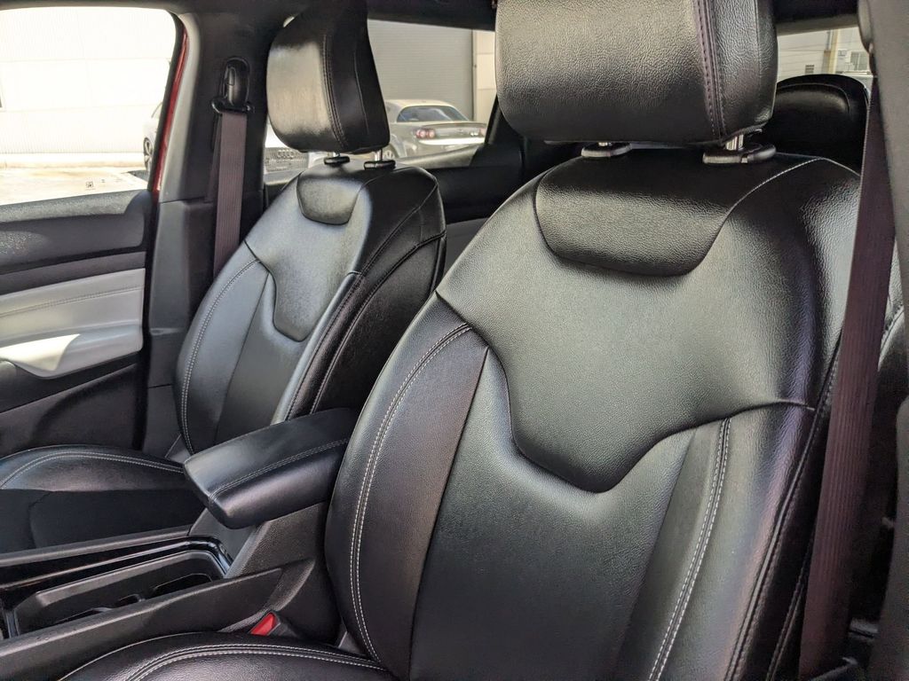 Thumbnail: 2025 Jeep Compass - 14