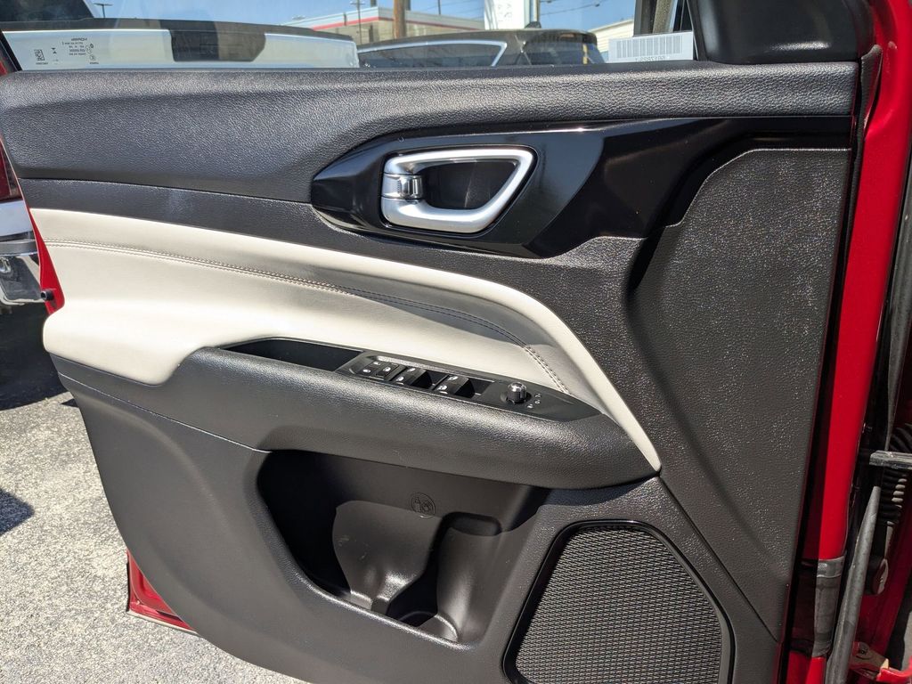 Thumbnail: 2025 Jeep Compass - 15