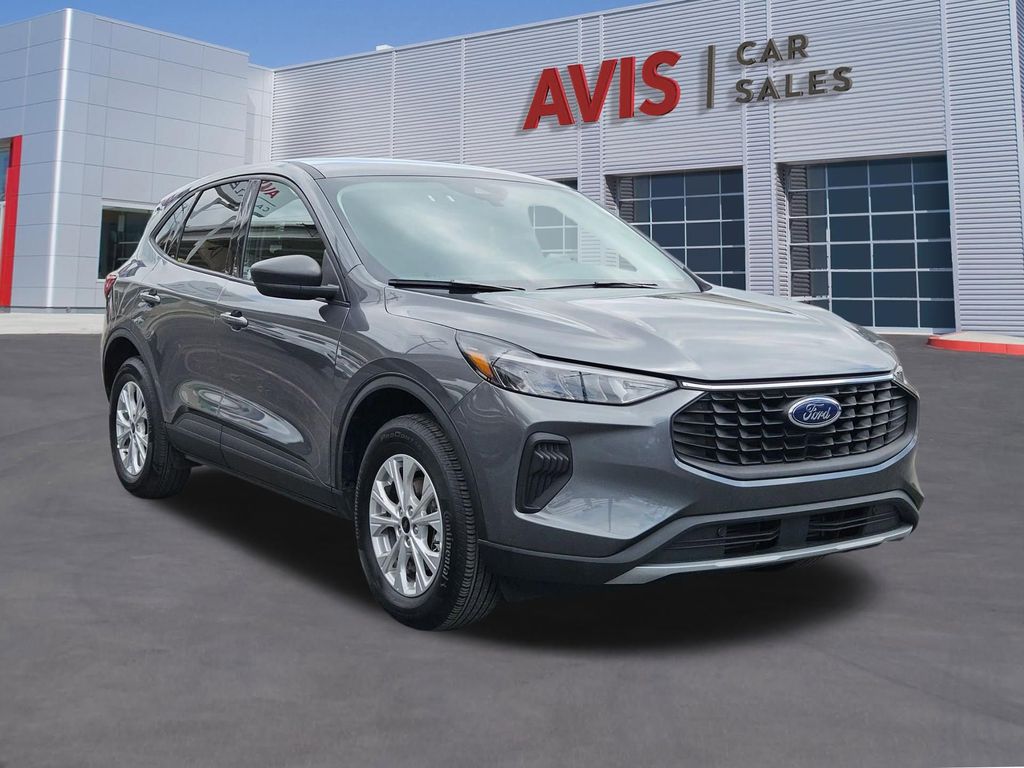 Thumbnail: 2025 Ford Escape - 9