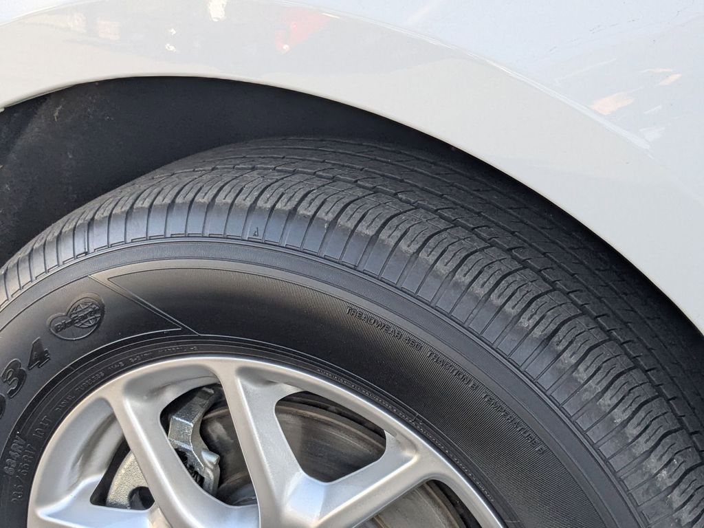 Thumbnail: 2025 Chrysler Pacifica - 28