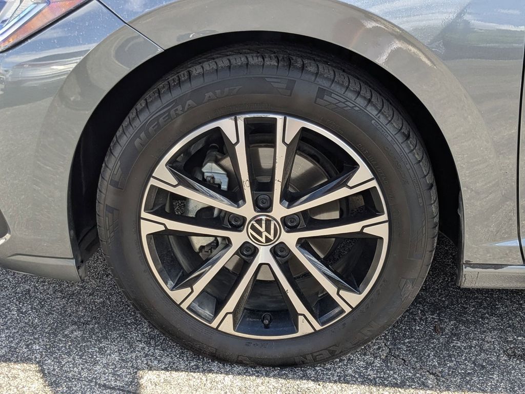 Thumbnail: 2025 Volkswagen Jetta - 30