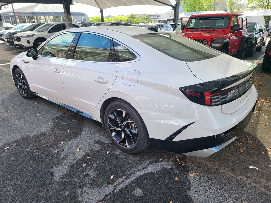 Thumbnail: 2025 Hyundai Sonata - 9