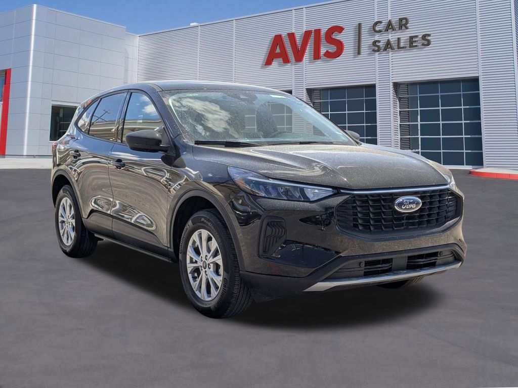 Thumbnail: 2025 Ford Escape - 9