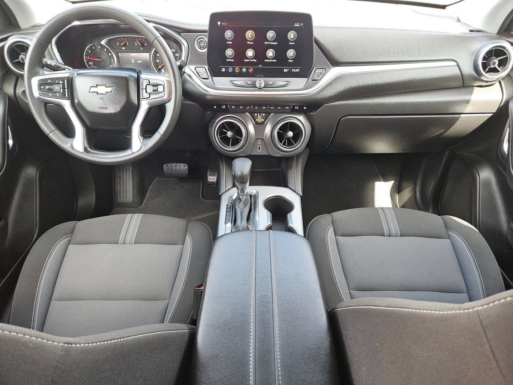 Thumbnail: 2025 Chevrolet Blazer - 19