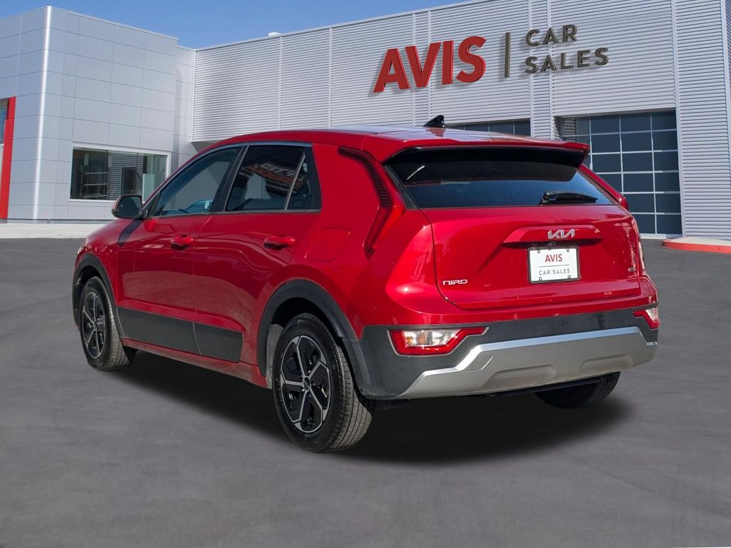 Thumbnail: 2025 Kia Niro - 3