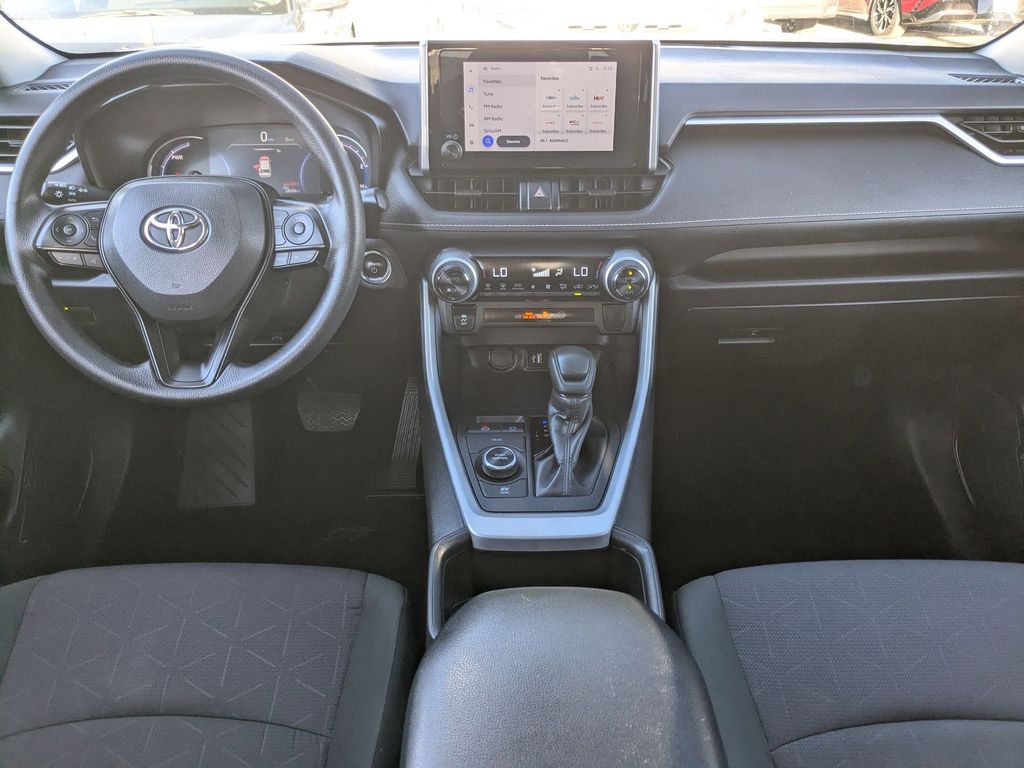 Thumbnail: 2025 Toyota RAV4 - 24