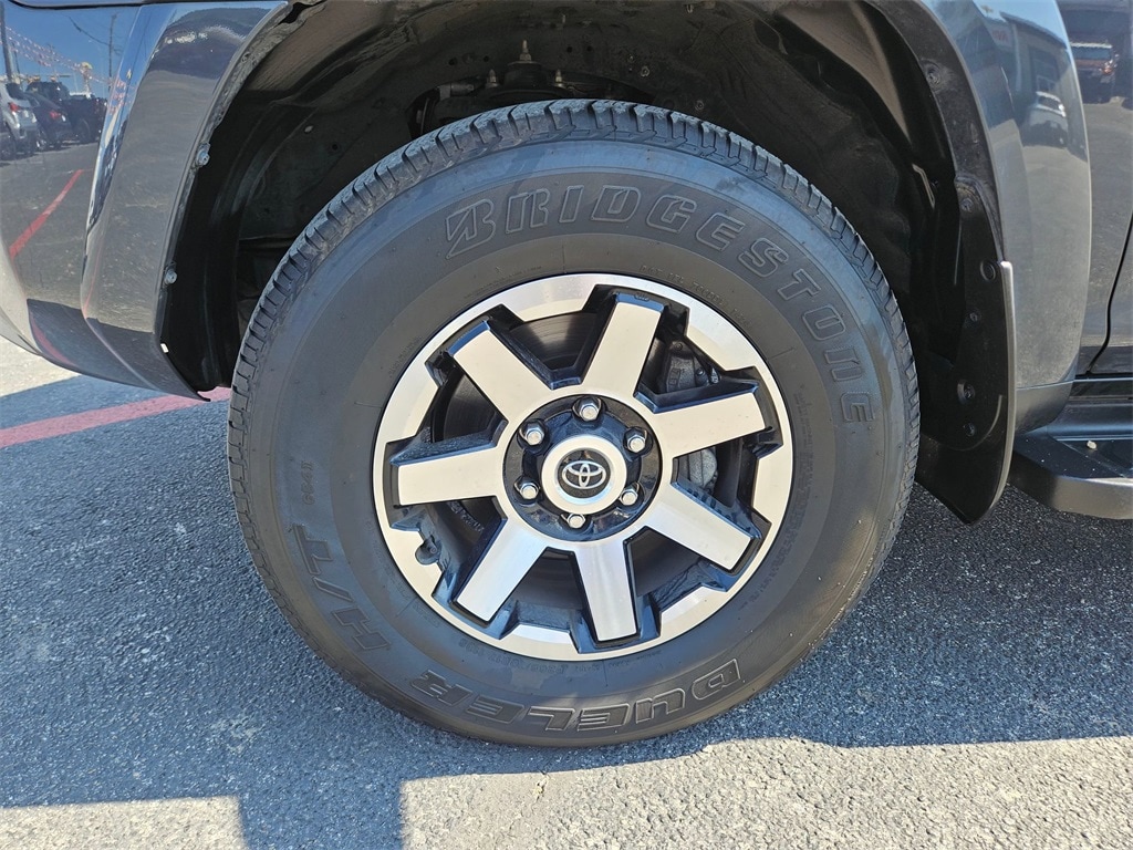 Thumbnail: 2024 Toyota 4Runner - 30