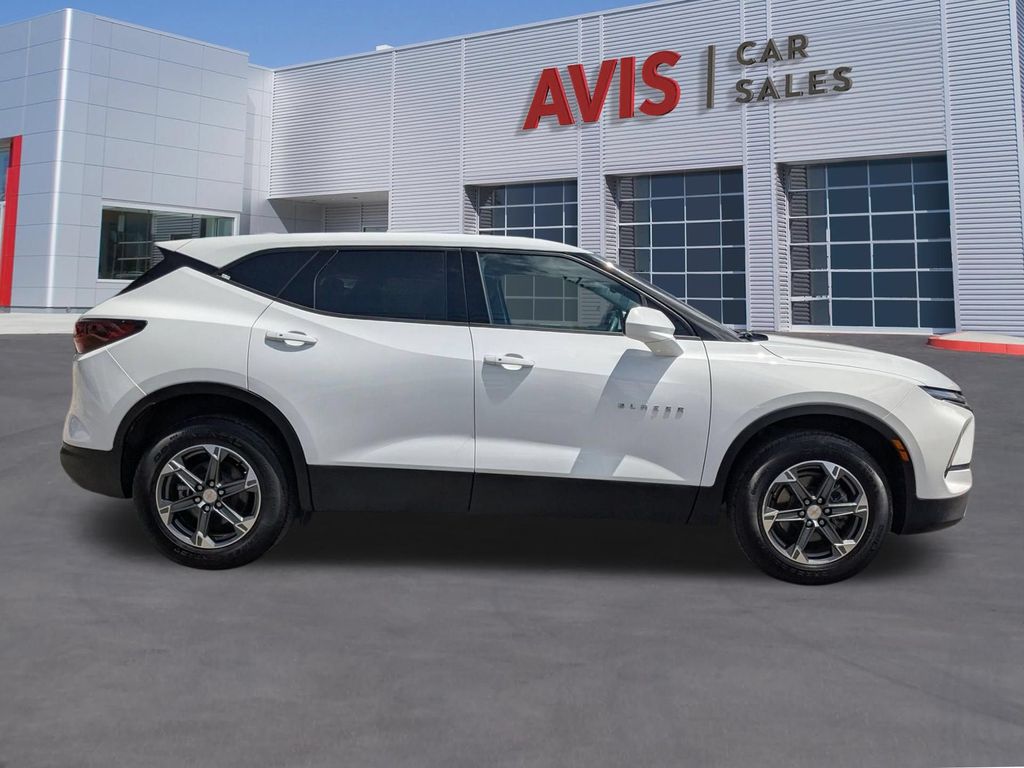 Thumbnail: 2025 Chevrolet Blazer - 7