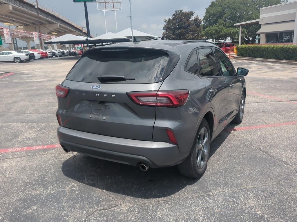 Thumbnail: 2024 Ford Escape - 8