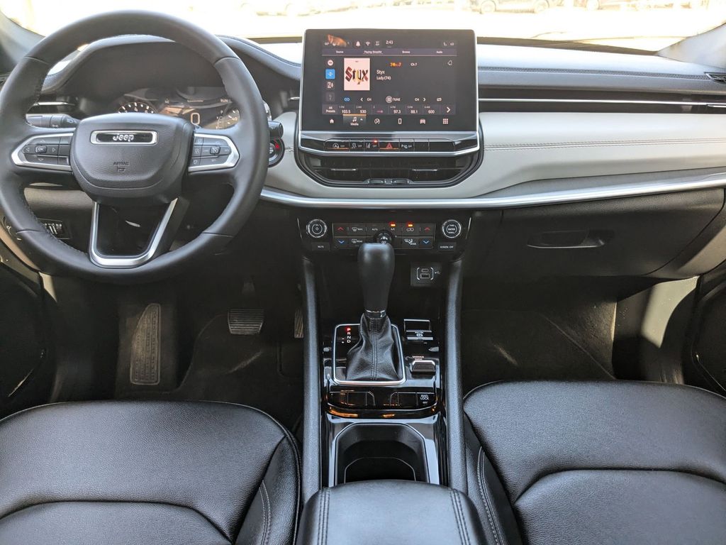 Thumbnail: 2025 Jeep Compass - 24