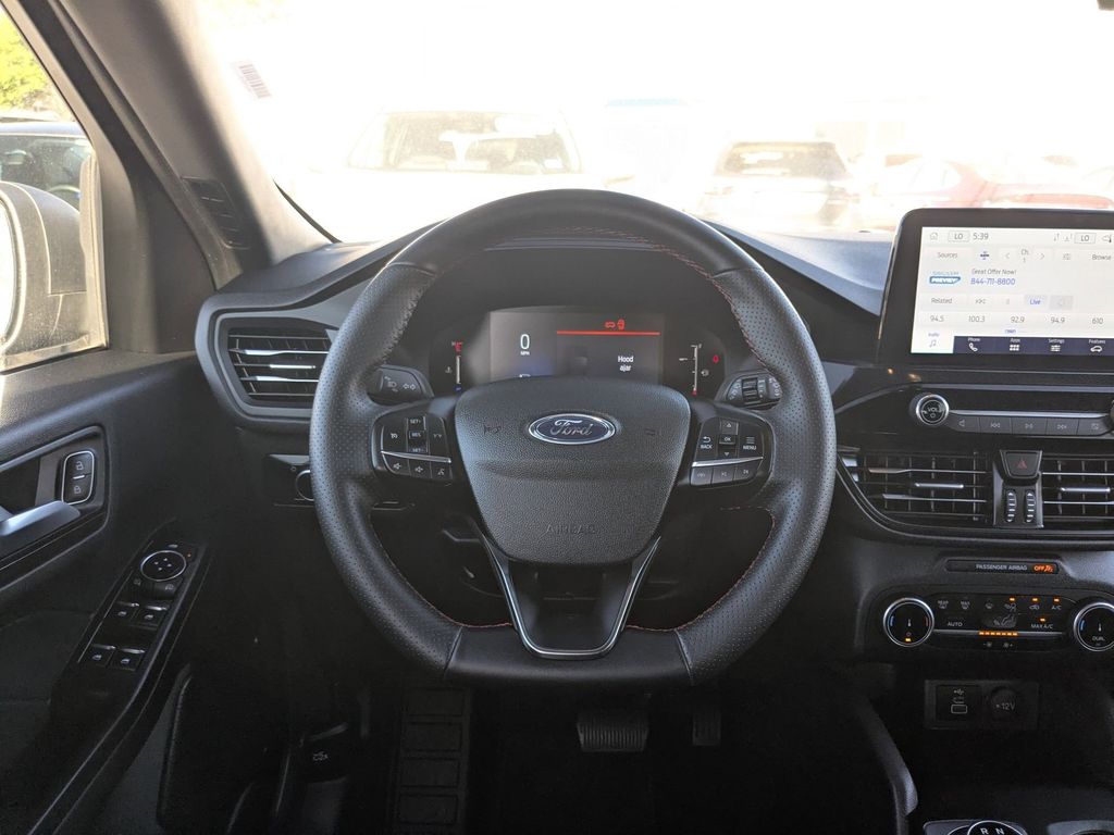 Thumbnail: 2025 Ford Escape - 26