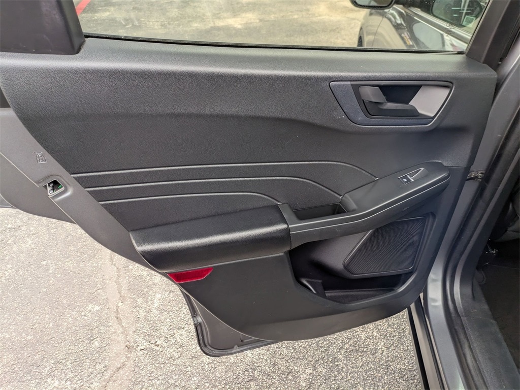2023 Ford Escape Active 27