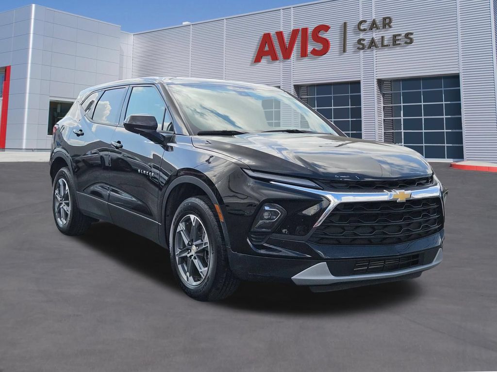 Thumbnail: 2025 Chevrolet Blazer - 9
