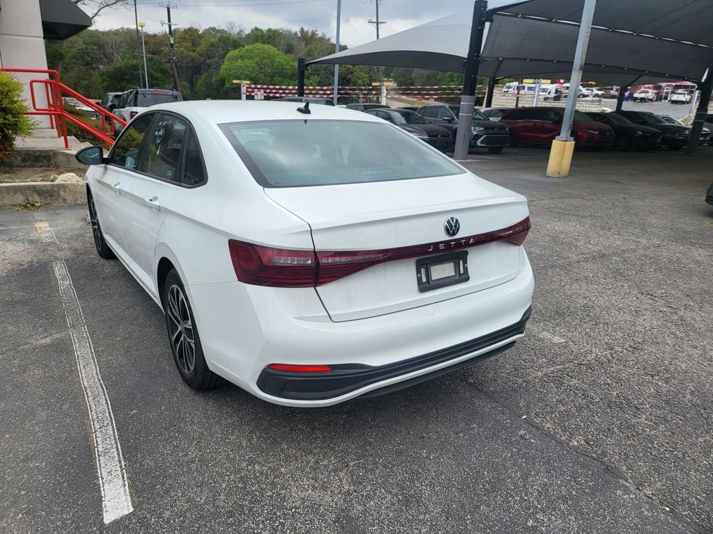 Thumbnail: 2025 Volkswagen Jetta - 6