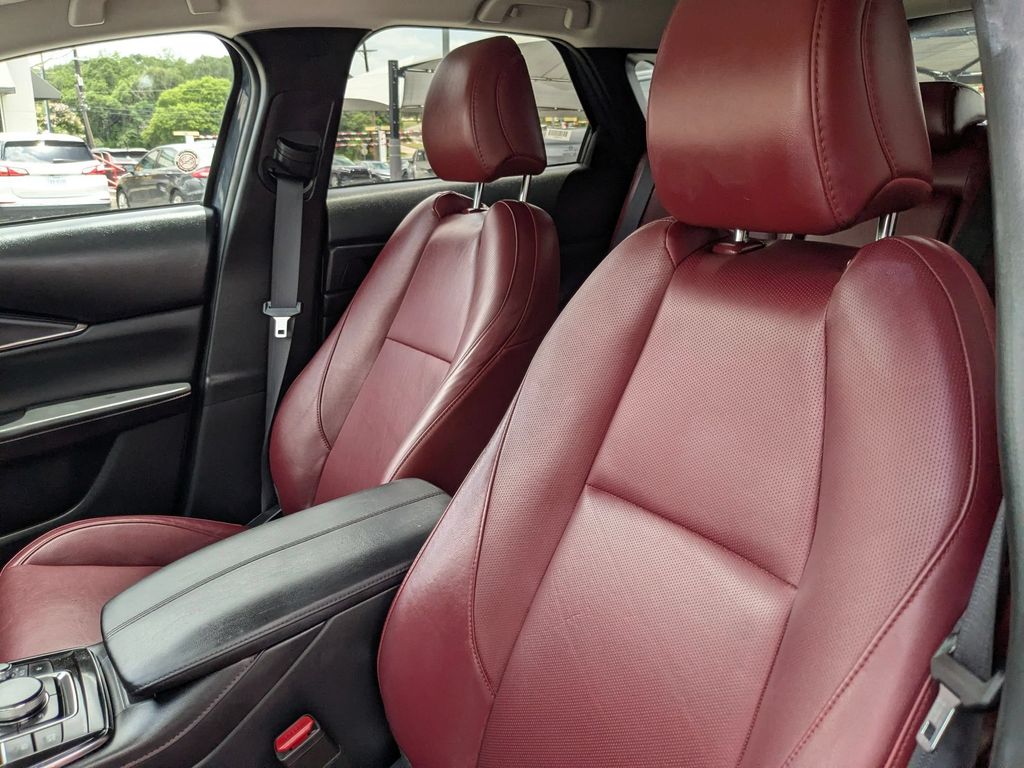 2025 Mazda CX-30 Carbon Edition - Photo 15