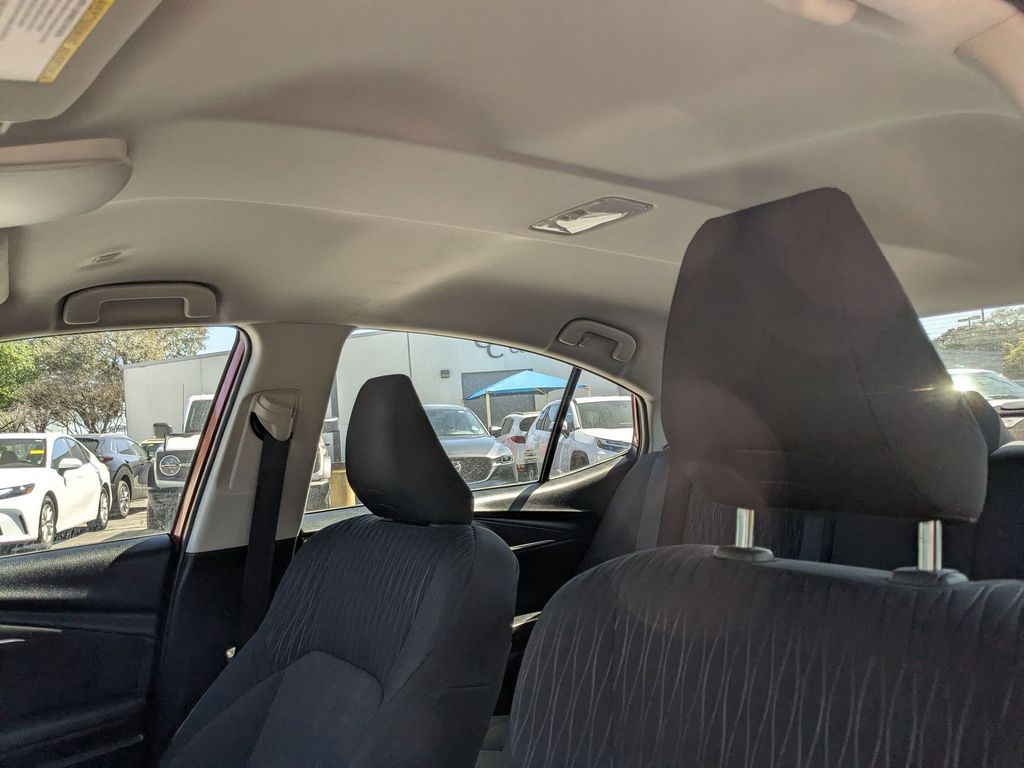 Thumbnail: 2025 Toyota Camry - 14