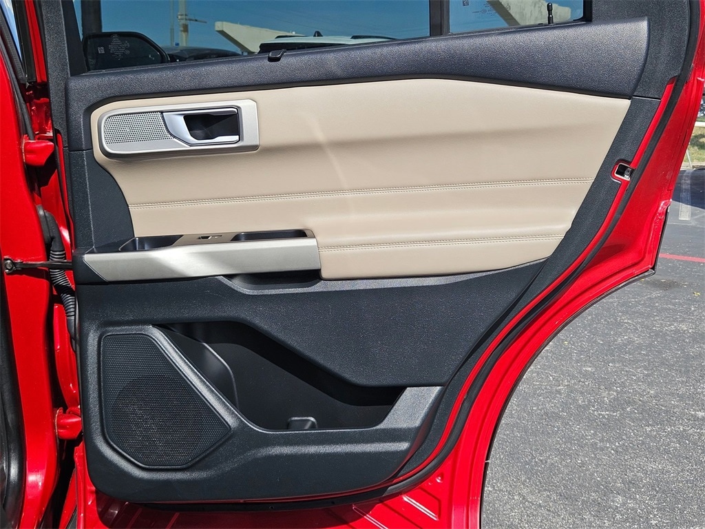 Thumbnail: 2023 Ford Explorer - 28