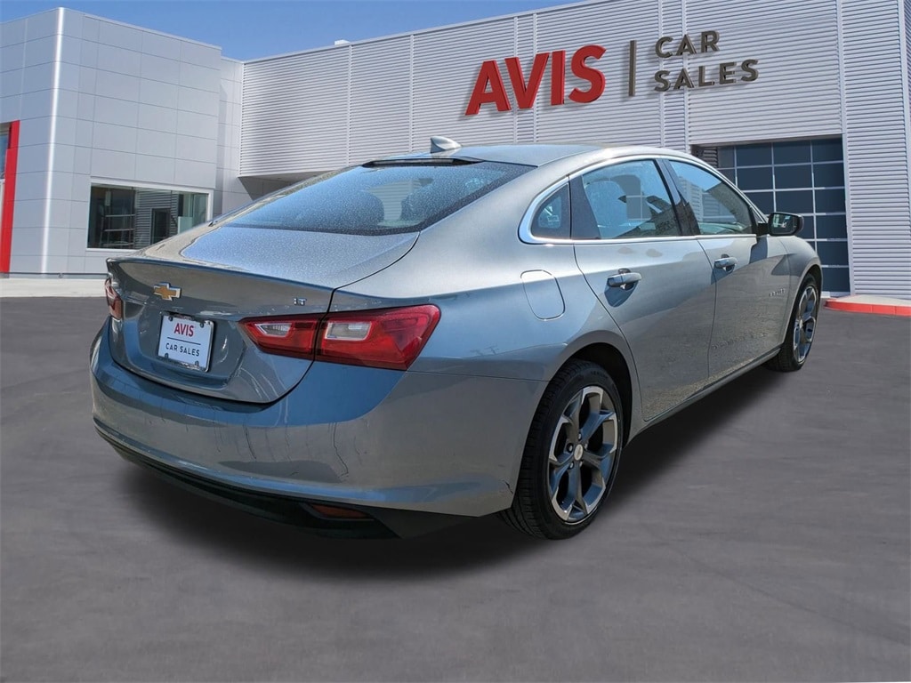 Thumbnail: 2023 Chevrolet Malibu - 5