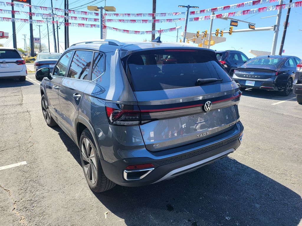 Thumbnail: 2025 Volkswagen Taos - 6