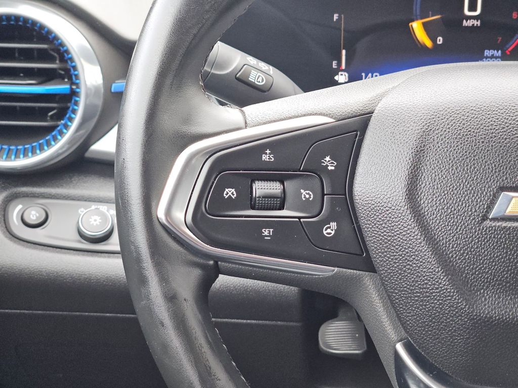 Thumbnail: 2025 Chevrolet Trax - 24