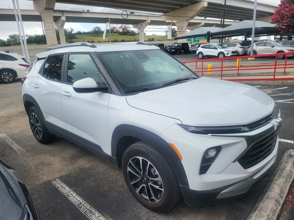 Thumbnail: 2025 Chevrolet TrailBlazer - 2