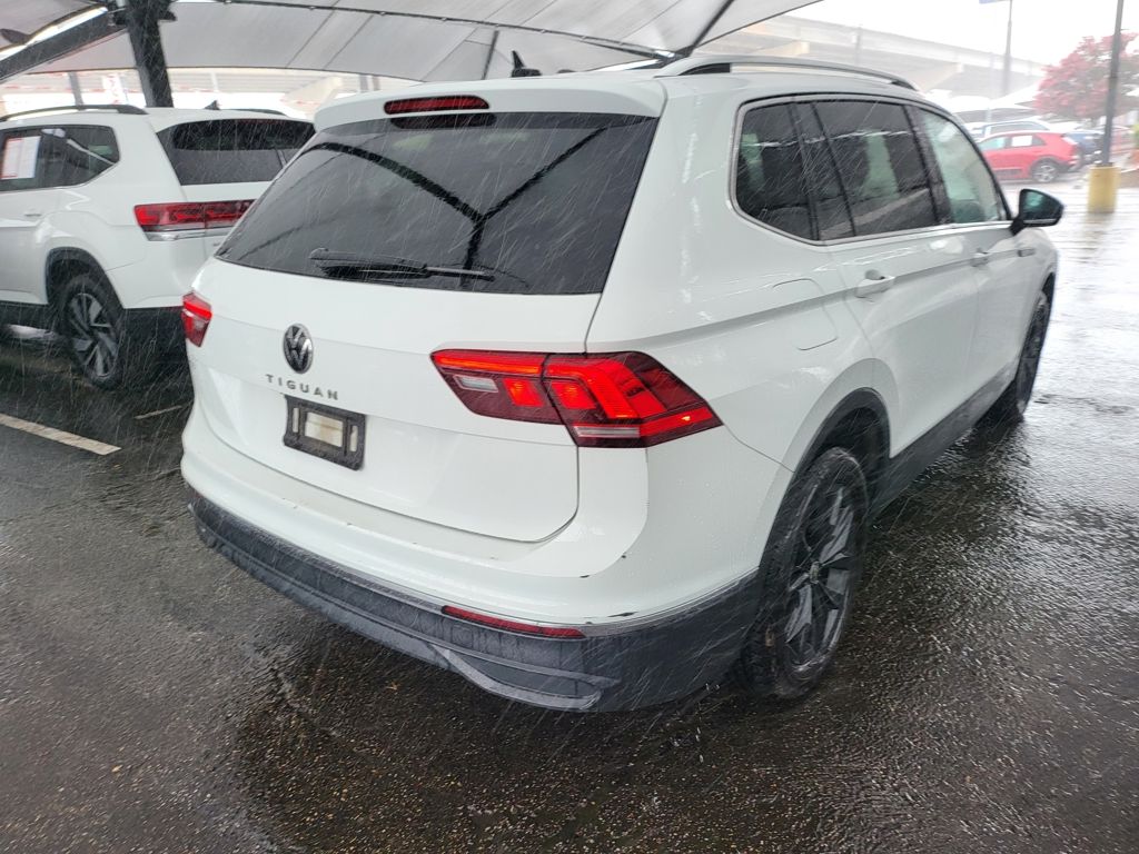 Thumbnail: 2024 Volkswagen Tiguan - 8