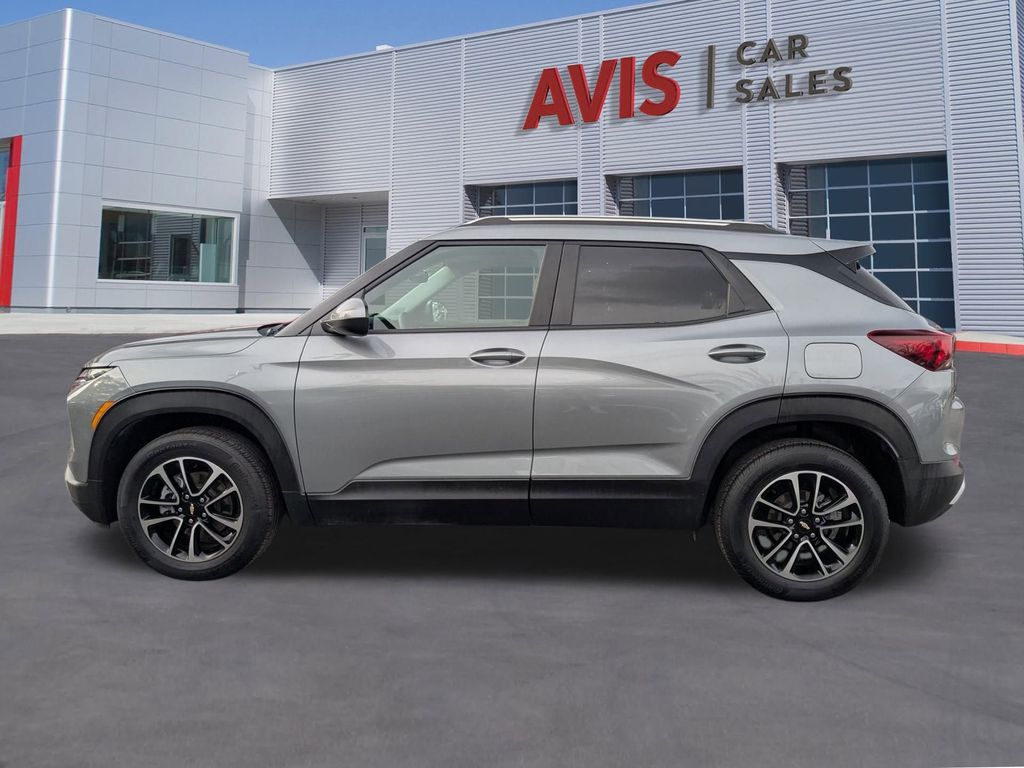 Thumbnail: 2025 Chevrolet TrailBlazer - 2