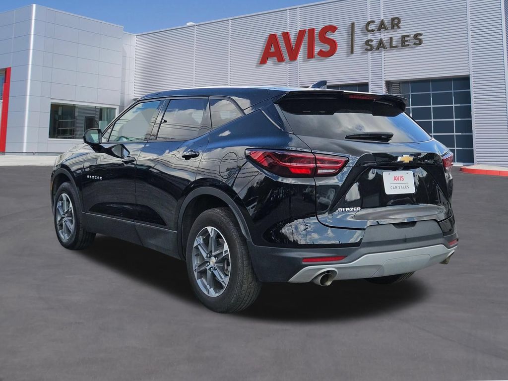 Thumbnail: 2025 Chevrolet Blazer - 3