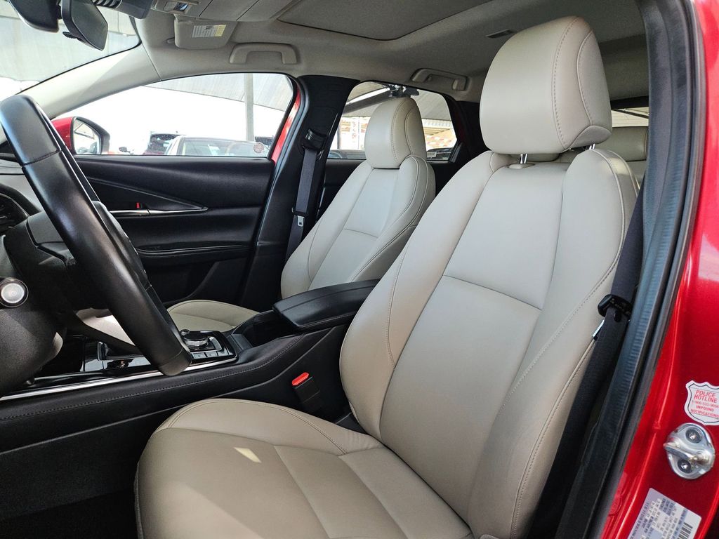Thumbnail: 2025 Mazda CX-30 - 16