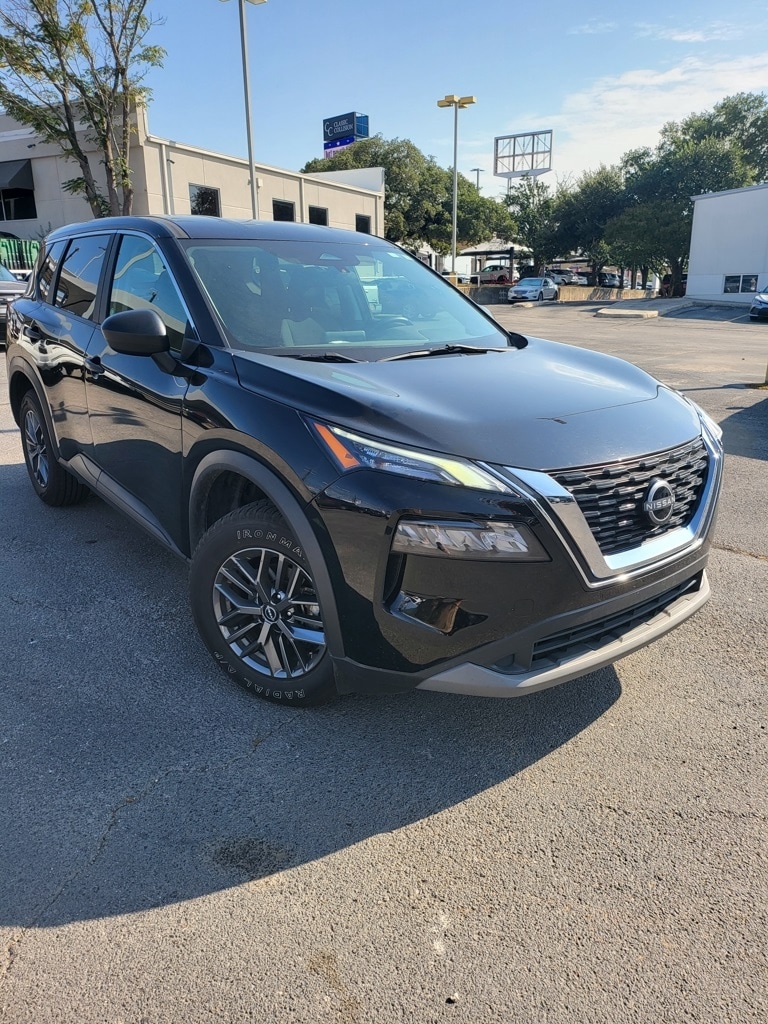 Thumbnail: 2023 Nissan Rogue - 6