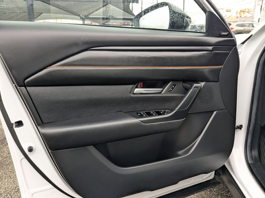 Thumbnail: 2025 Mazda CX-50 - 13