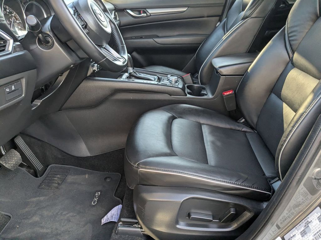 Thumbnail: 2025 Mazda CX-5 - 11